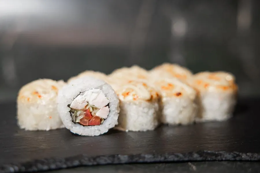 Запеченный цезарь с цыпленком